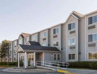 Baymont Inn & Suites By Wyndham Anchorage Airport Exterior foto