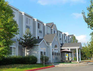 Baymont Inn & Suites By Wyndham Anchorage Airport Exterior foto